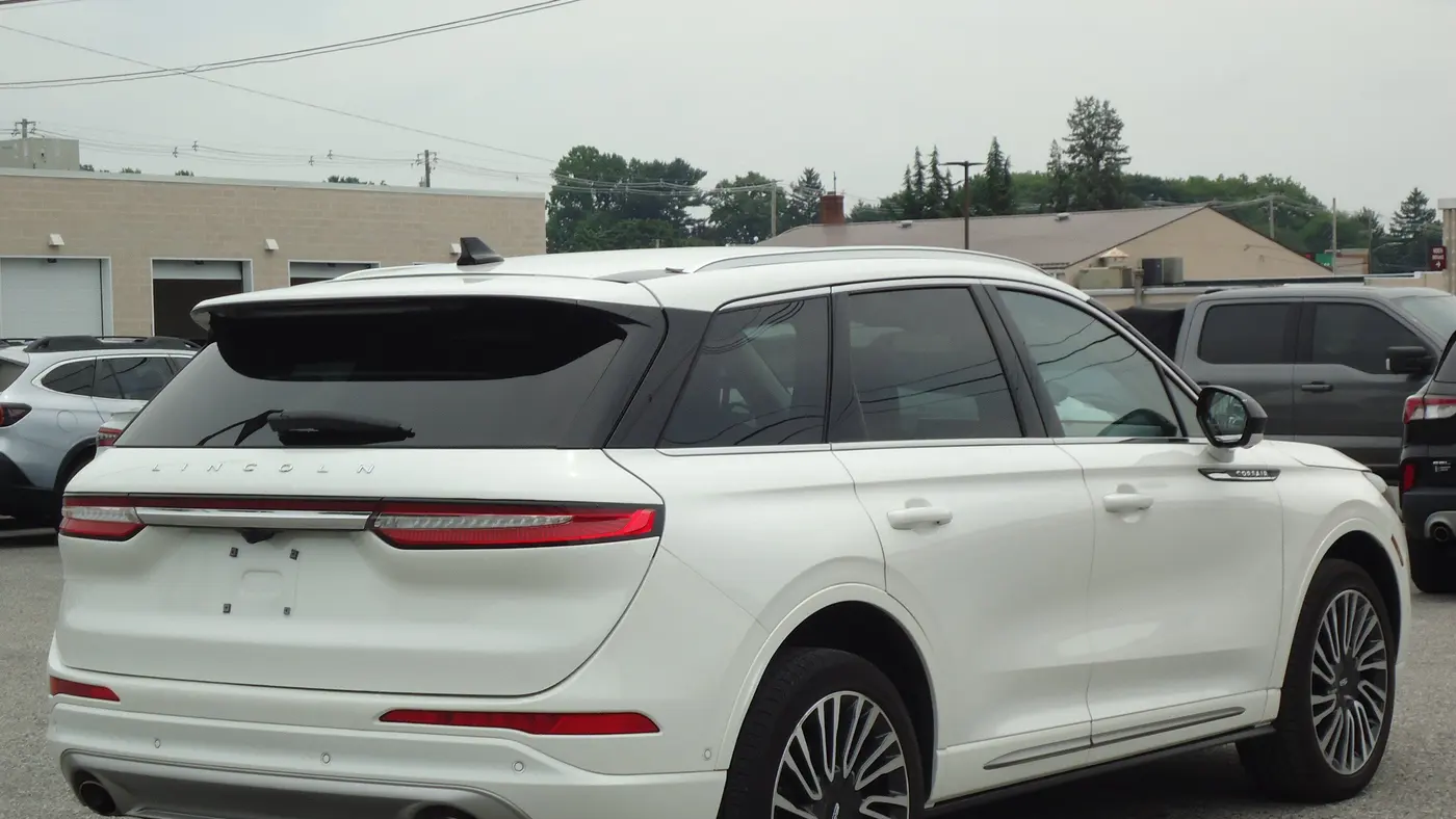 2022 Lincoln Corsair Standard