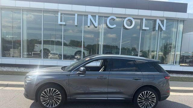 2022 Lincoln Corsair Standard