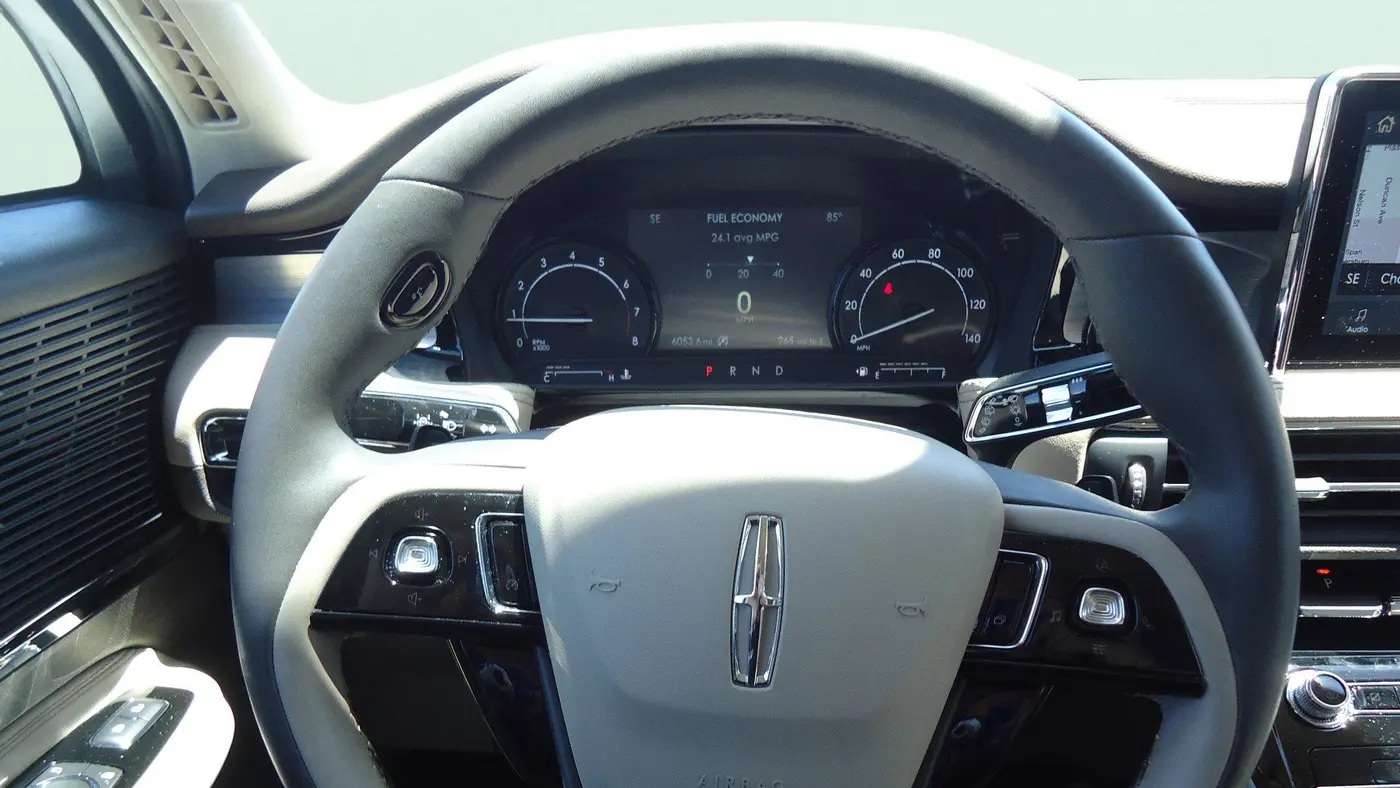 2022 Lincoln Corsair Standard