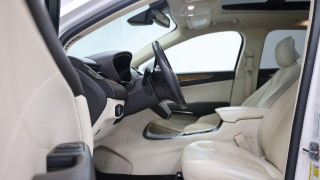 2015 Lincoln MKC Base