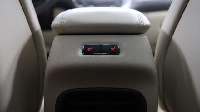 2015 Lincoln MKC Base