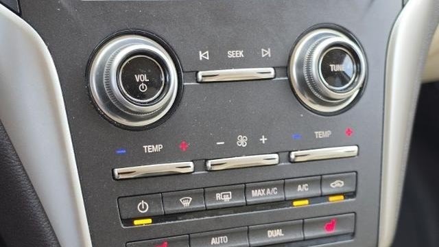 2015 Lincoln MKC Base