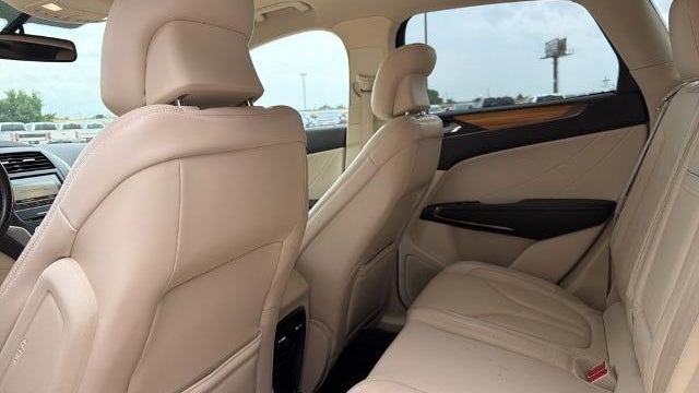 2016 Lincoln MKC Select