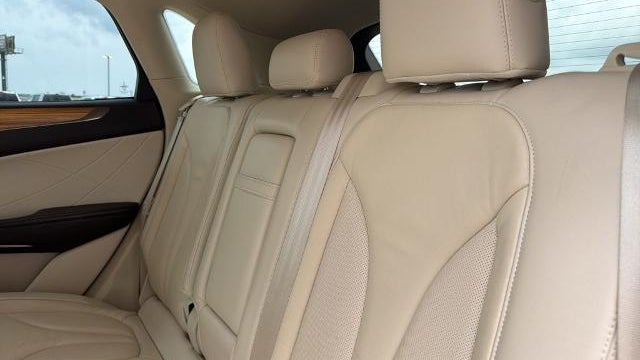 2016 Lincoln MKC Select