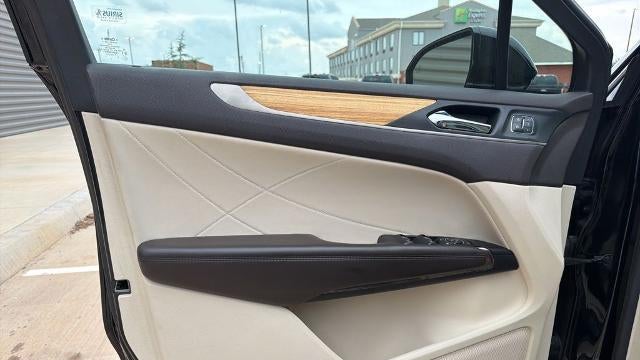 2016 Lincoln MKC Select