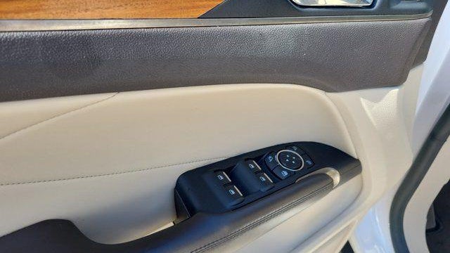 2019 Lincoln MKC Select