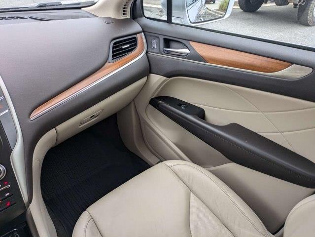 2018 Lincoln MKC - $19,499