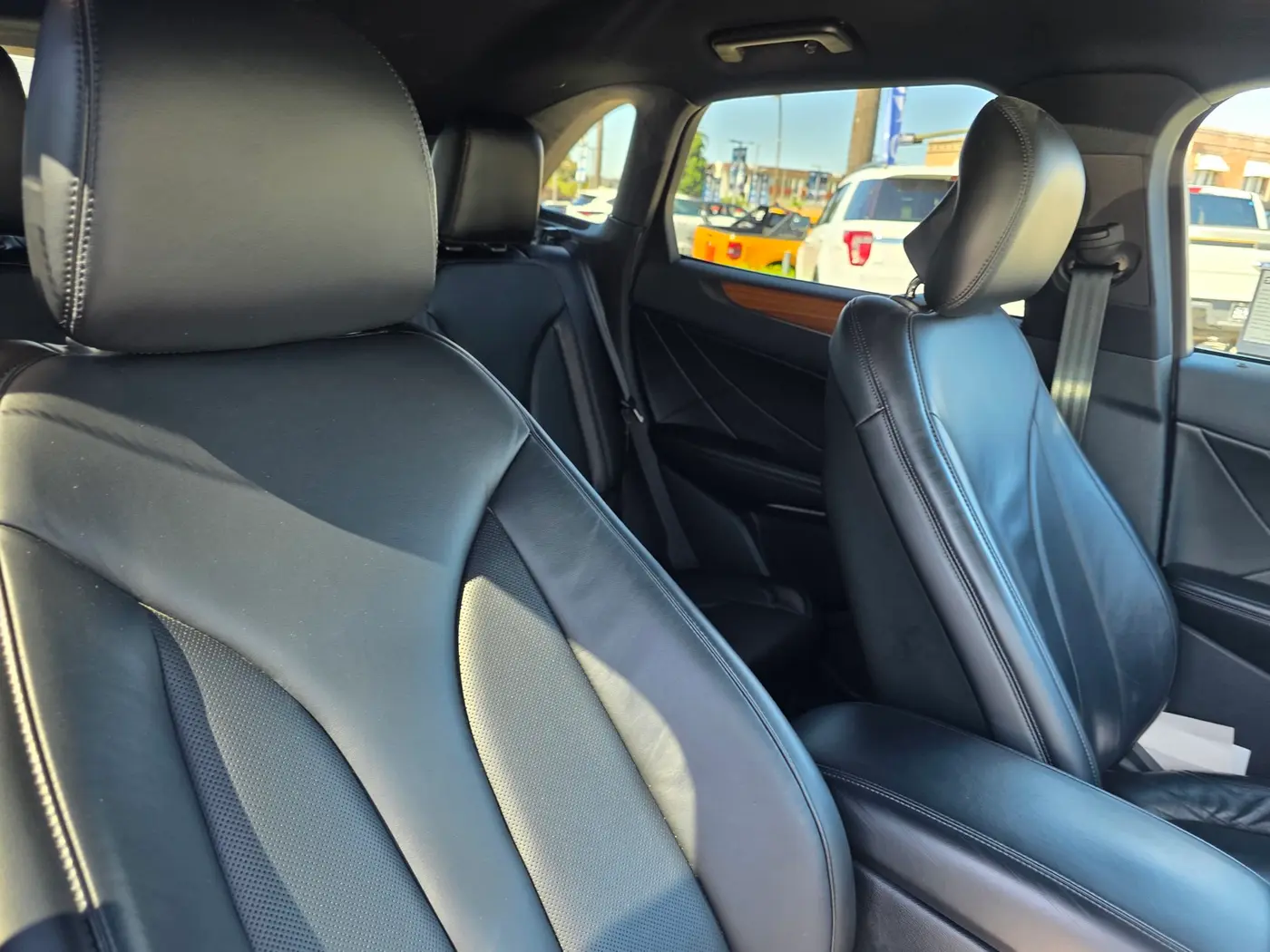 2019 Lincoln MKC - $17,304