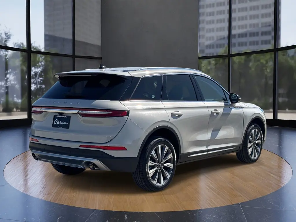 2022 Lincoln Corsair - $30,995