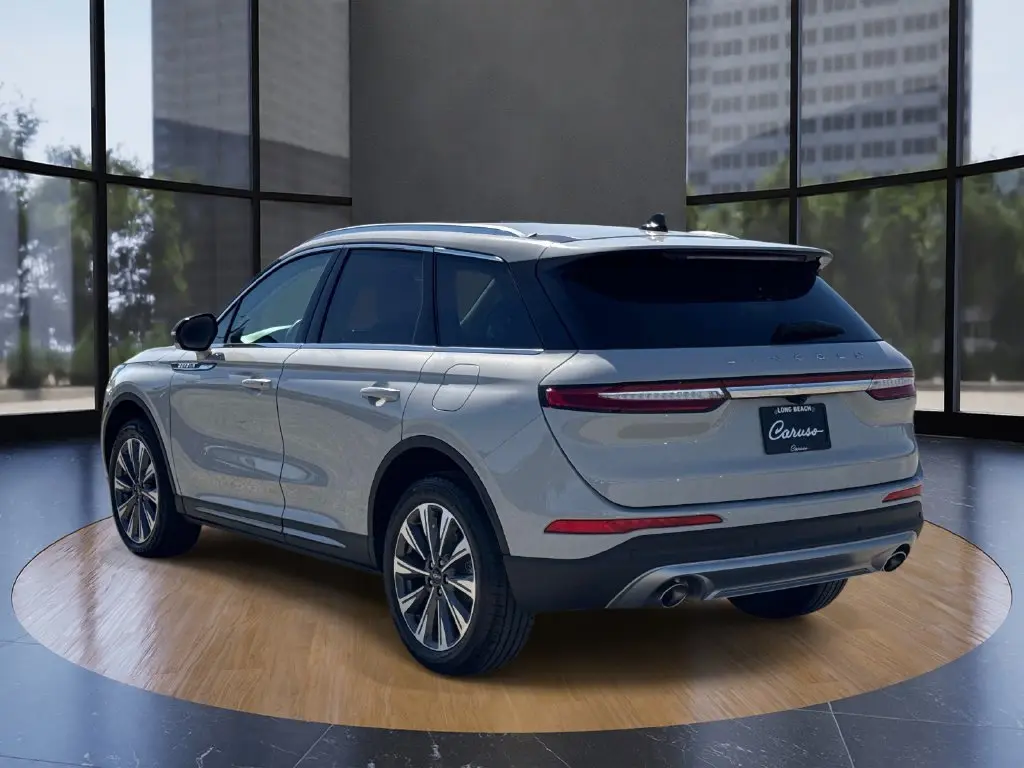 2022 Lincoln Corsair - $30,995