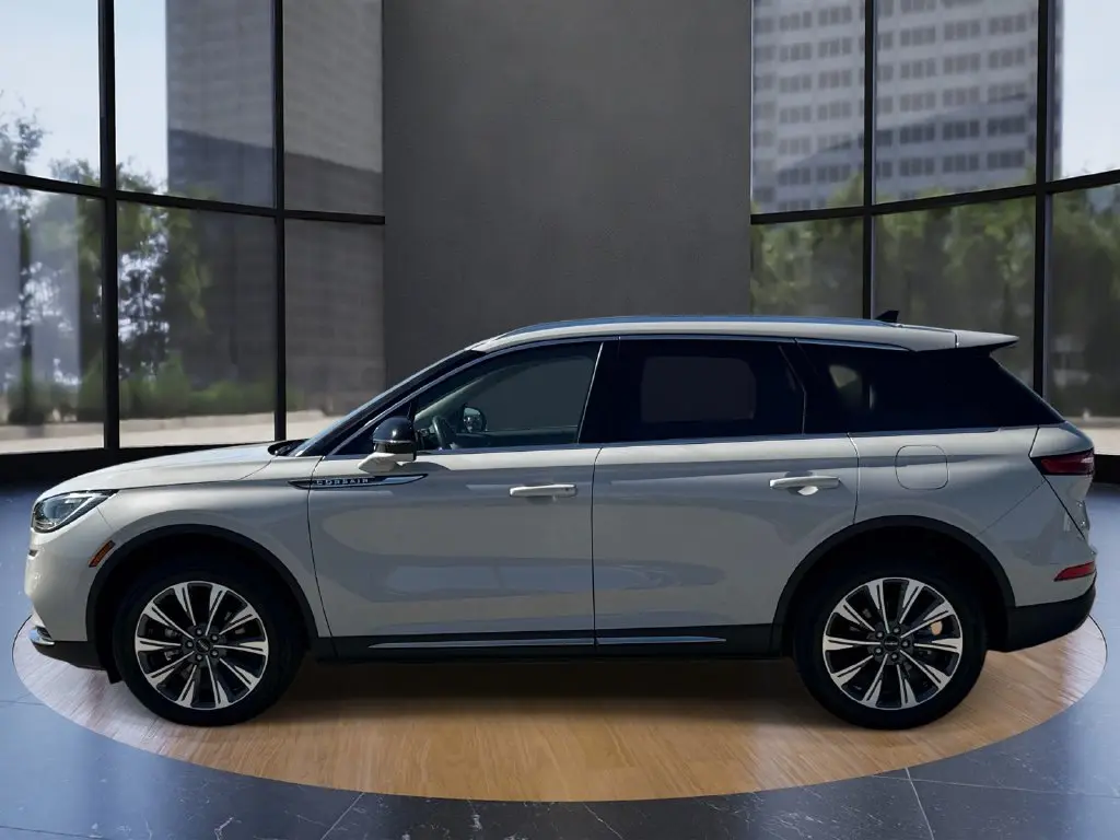 2022 Lincoln Corsair - $30,995