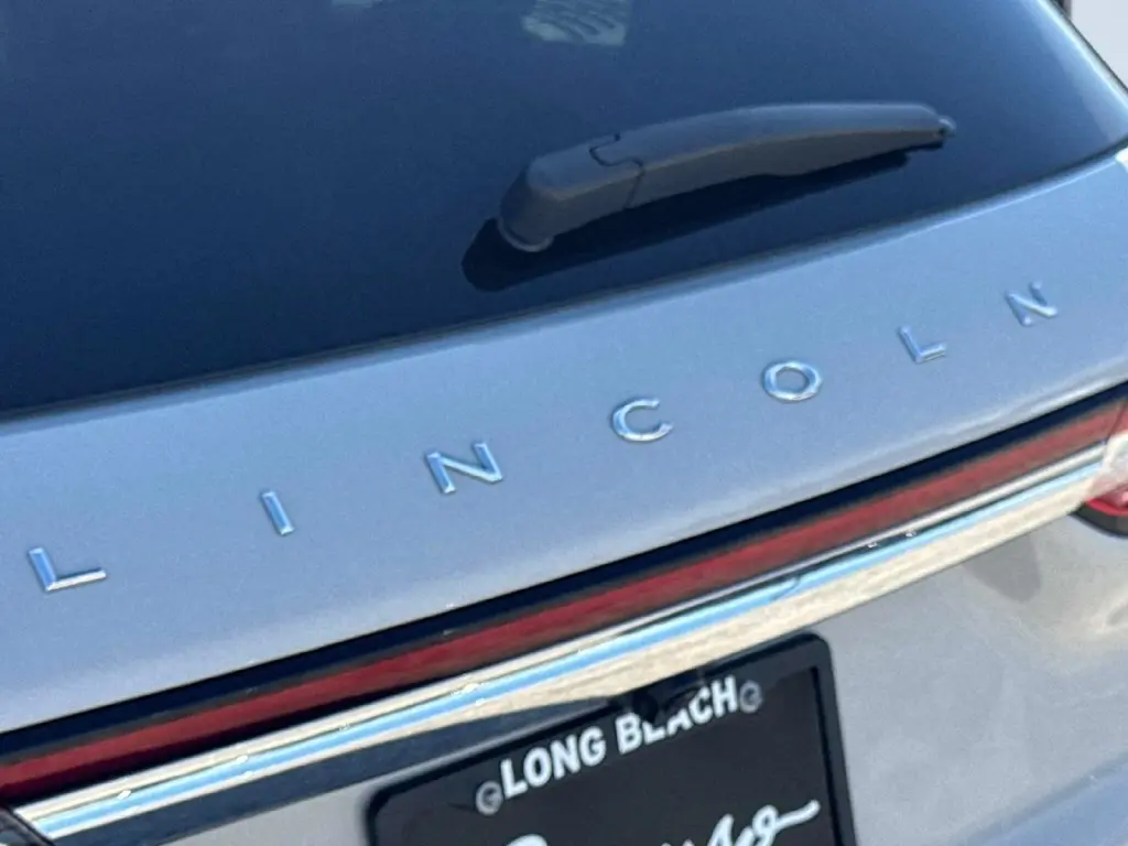 2022 Lincoln Corsair - $30,995