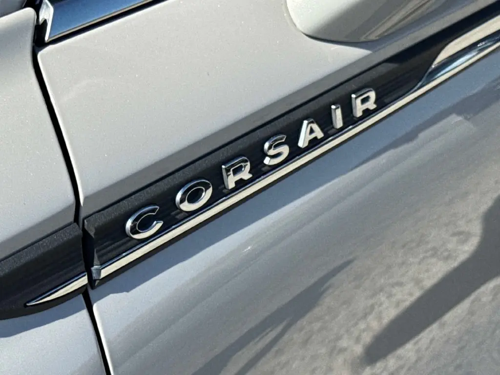 2022 Lincoln Corsair - $30,995
