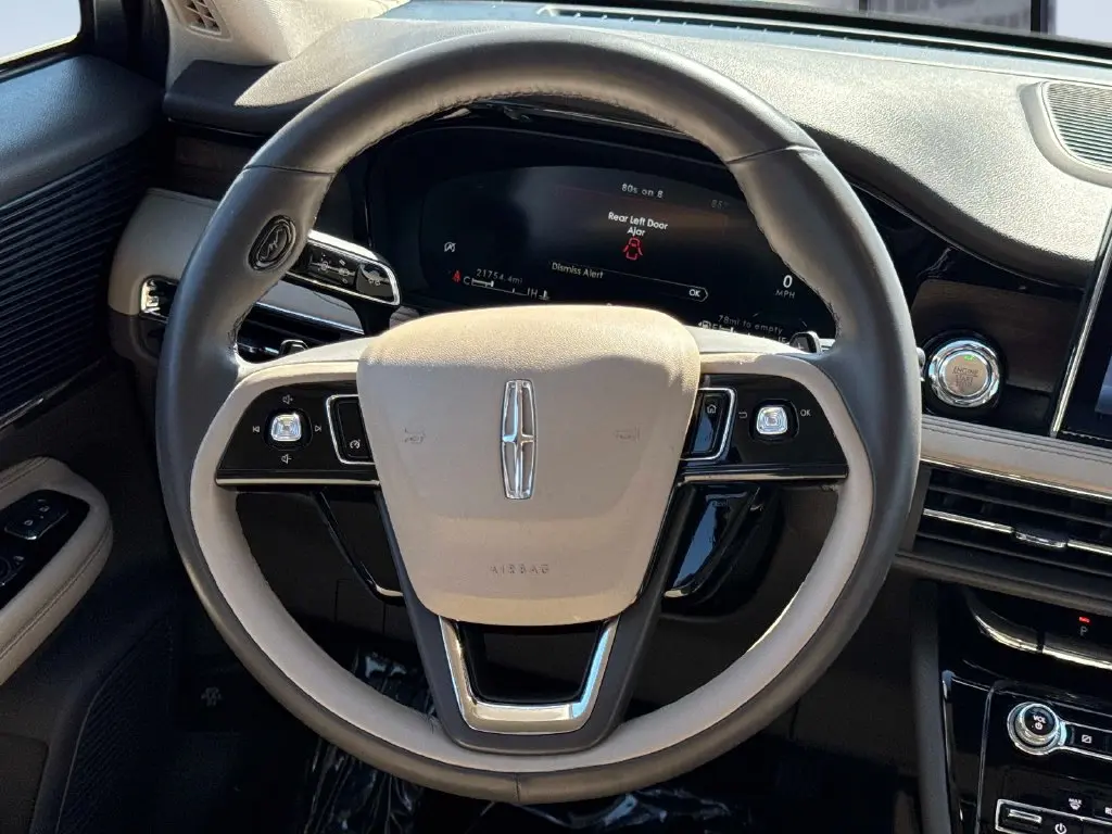 2022 Lincoln Corsair - $30,995