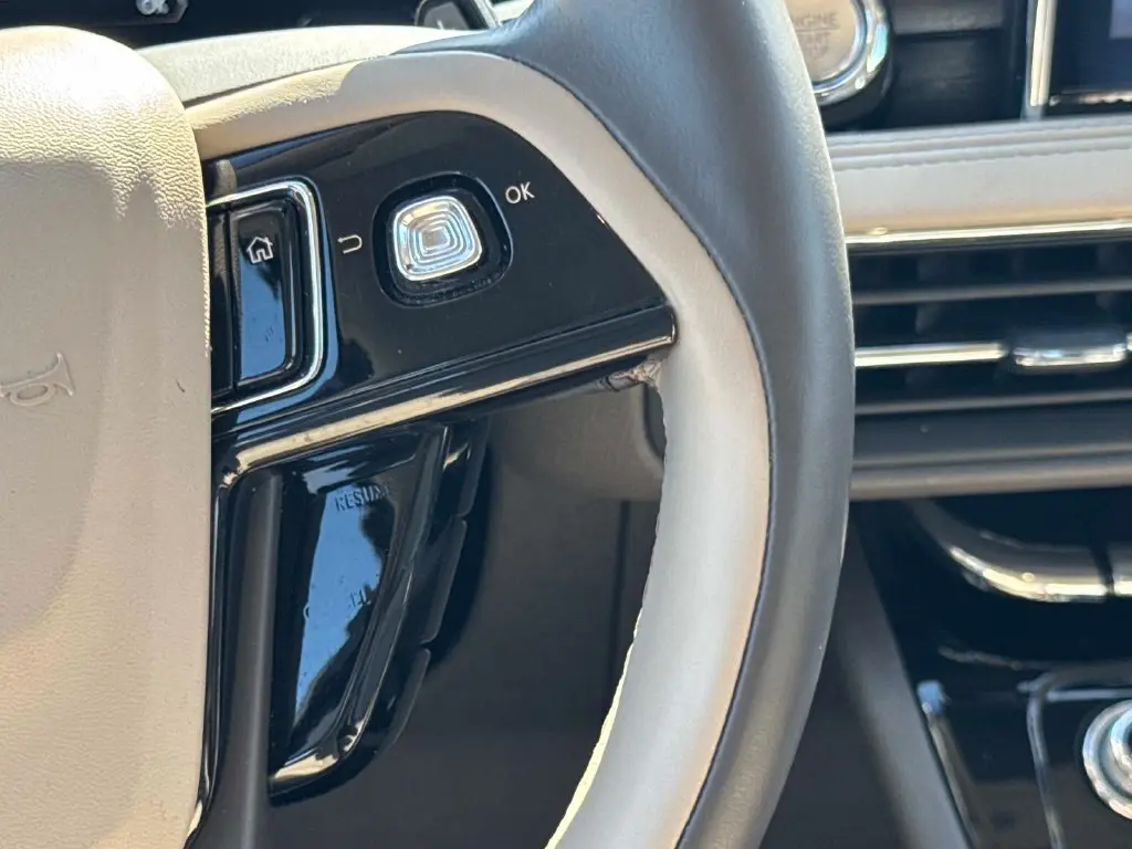 2022 Lincoln Corsair - $30,995