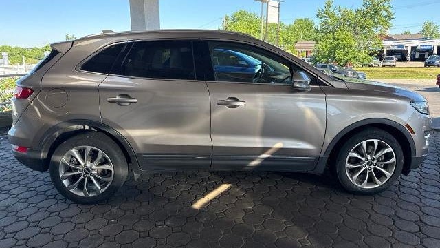 2019 Lincoln MKC Select