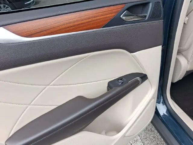 2019 Lincoln MKC - $14,990