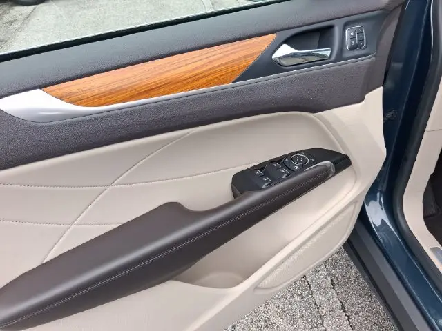 2019 Lincoln MKC - $14,990