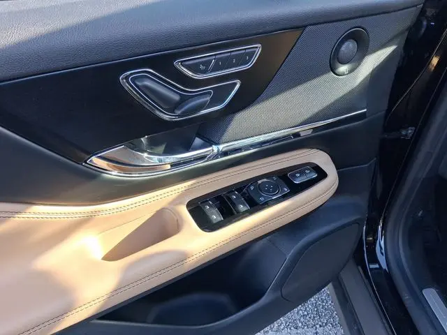 2020 Lincoln Corsair - $23,790