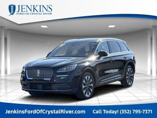2022 Lincoln Corsair with Infinite Black Metallic Clearcoat Exterior