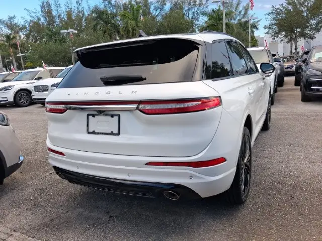 2023 Lincoln Corsair - $29,990
