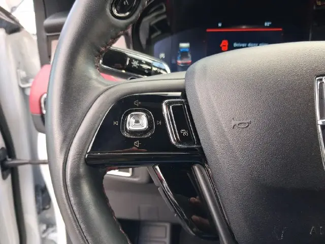 2023 Lincoln Corsair - $29,990