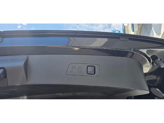 2024 Lincoln Corsair - $36,900