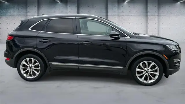 2019 Lincoln MKC Select