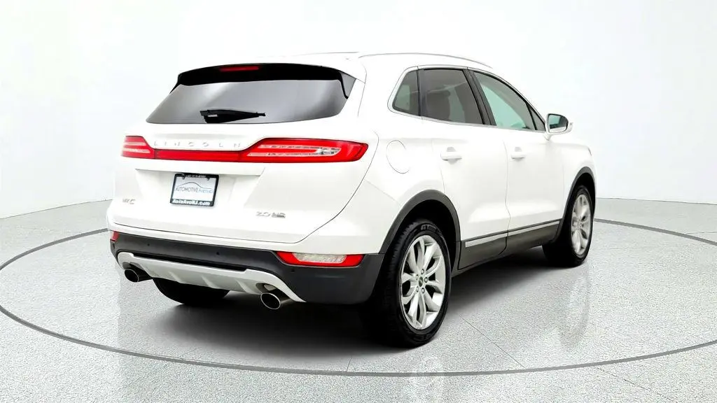 2016 Lincoln MKC - $10,495