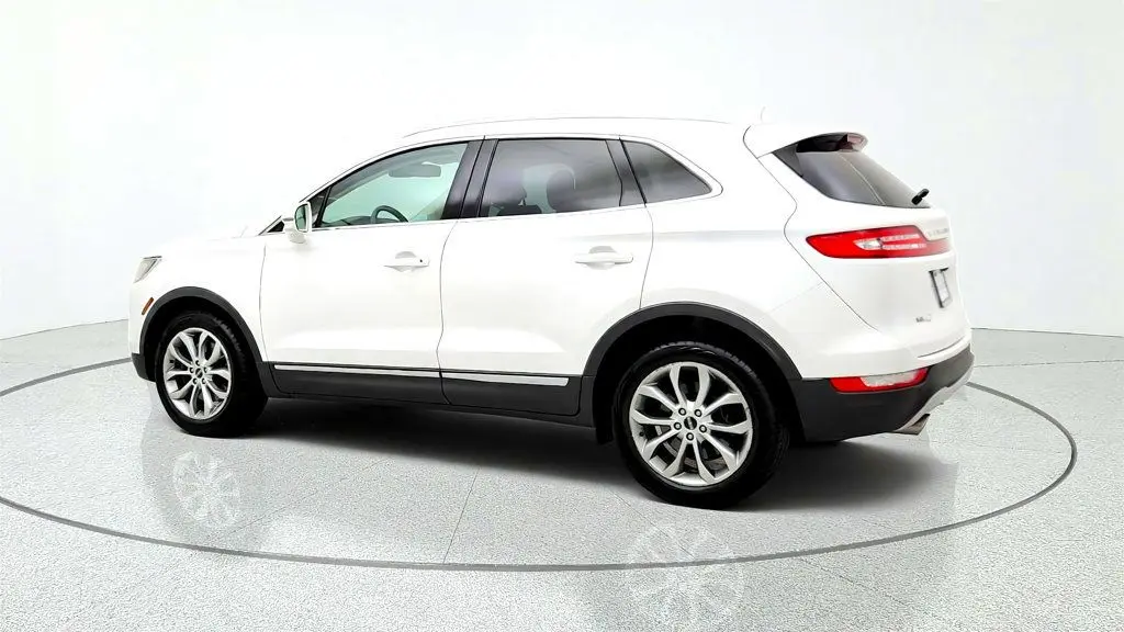 2016 Lincoln MKC - $10,495