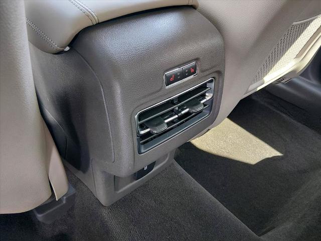 2020 Lincoln Corsair - $18,999