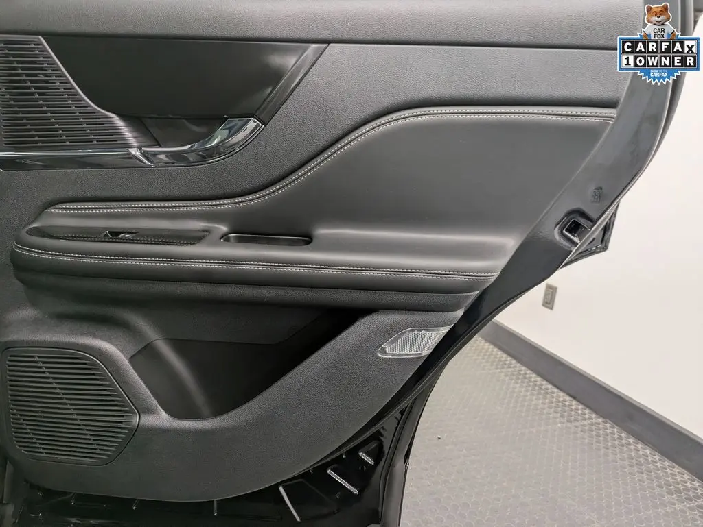 2022 Lincoln Corsair - $24,011