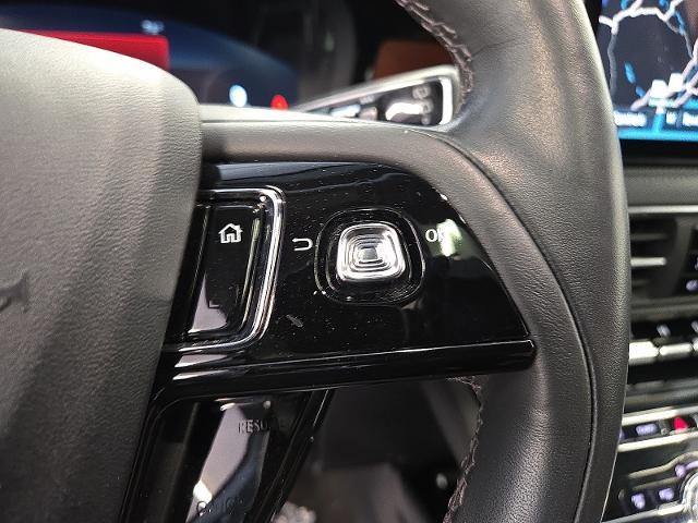 2022 Lincoln Corsair - $28,499