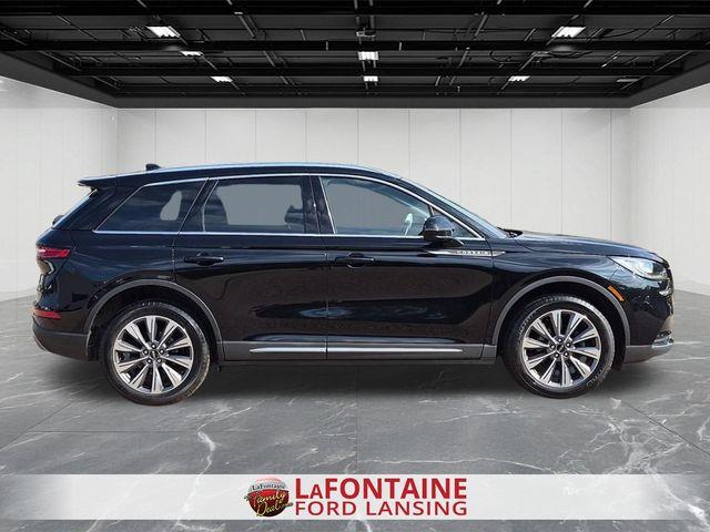 2022 Lincoln Corsair - $26,500