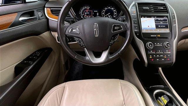 2017 Lincoln MKC Select