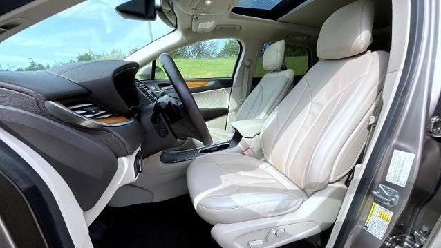 2019 Lincoln MKC Select