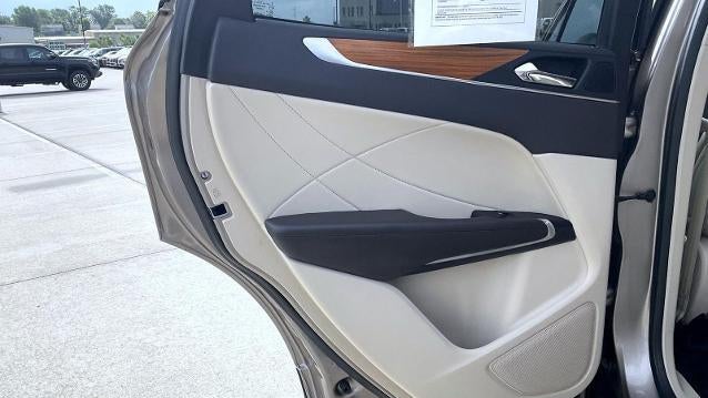 2019 Lincoln MKC Select