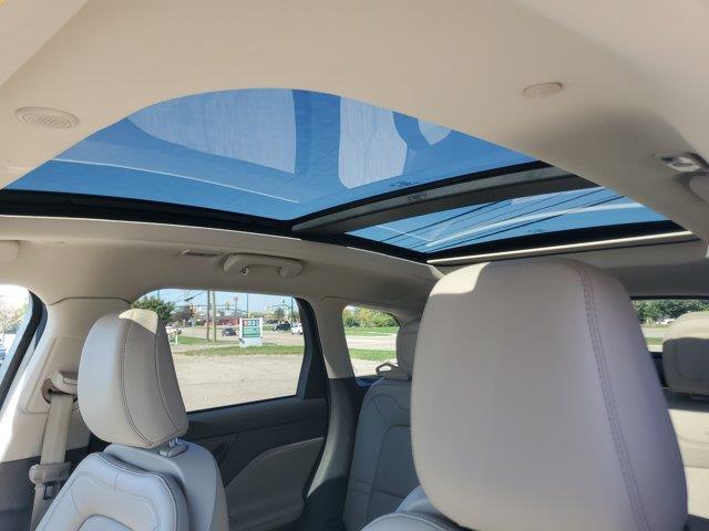 2021 Lincoln Corsair - $27,995