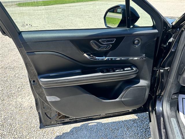 2023 Lincoln Corsair - $34,995