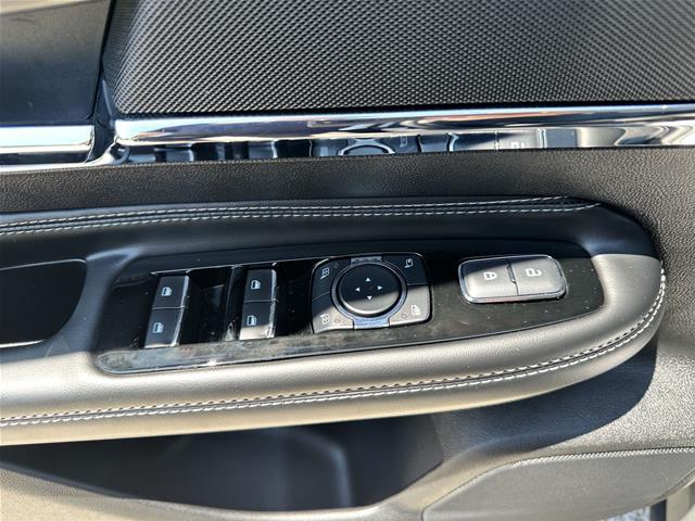 2023 Lincoln Corsair - $34,995