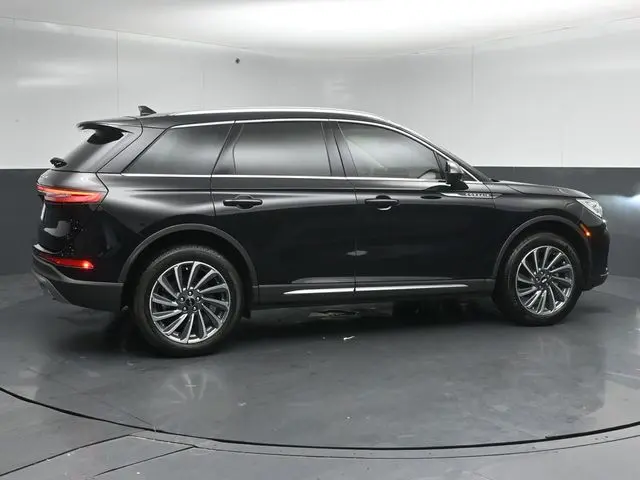 2023 Lincoln Corsair - $37,595