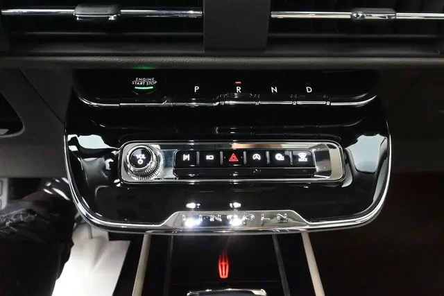 2023 Lincoln Corsair - $37,595