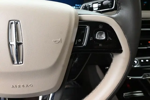 2023 Lincoln Corsair - $37,595