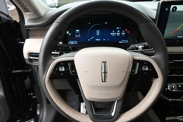 2023 Lincoln Corsair - $37,595