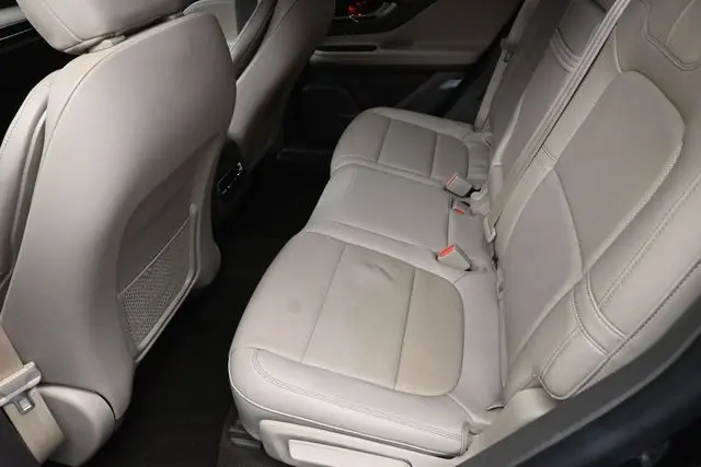 2023 Lincoln Corsair - $37,595