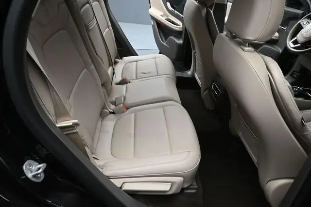 2023 Lincoln Corsair - $37,595