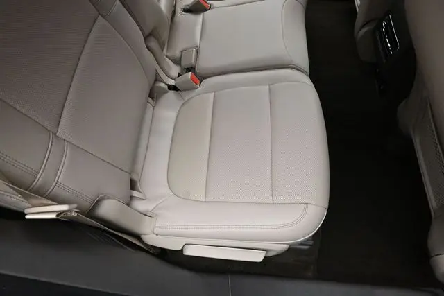 2023 Lincoln Corsair - $37,595
