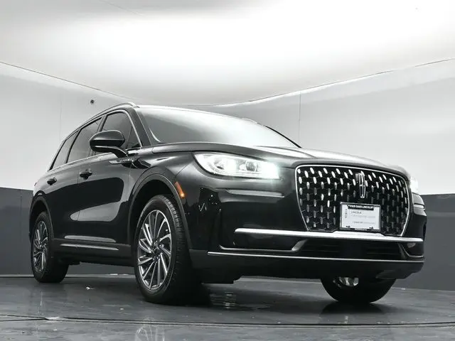 2023 Lincoln Corsair - $37,595