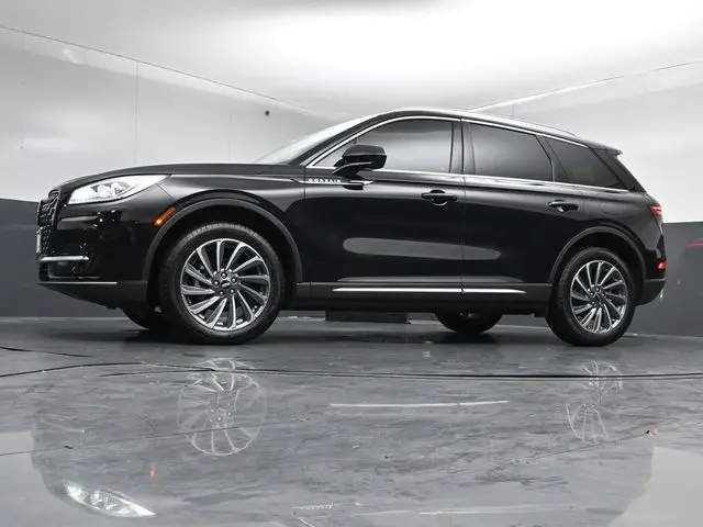2023 Lincoln Corsair - $37,595