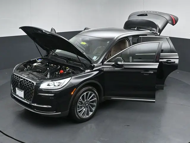 2023 Lincoln Corsair - $37,595